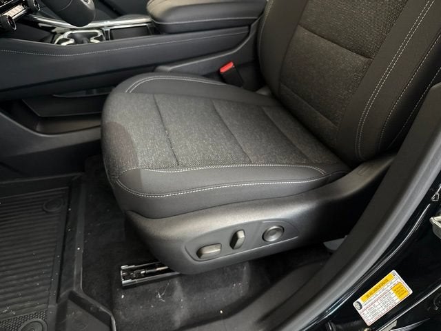 2026 Chevrolet Traverse LT - Photo 14