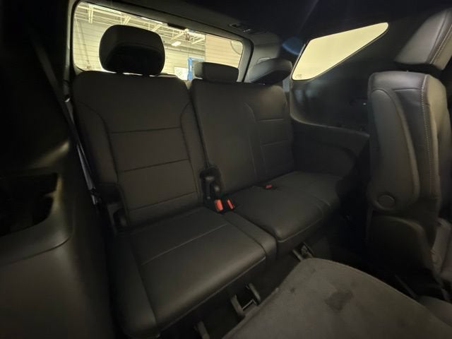 2027 Chevrolet Traverse LT - Photo 34