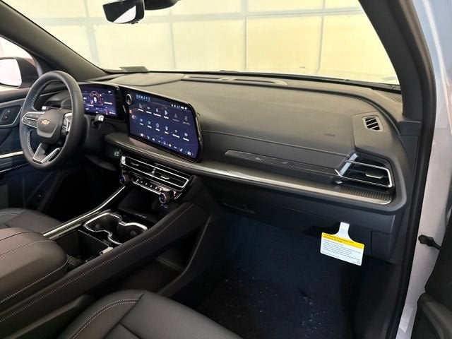 2027 Chevrolet Traverse LT - Photo 37