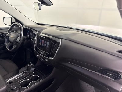 2018 Chevrolet Traverse LT Cloth