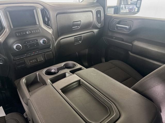 2025 GMC Sierra 2500 HD Pro