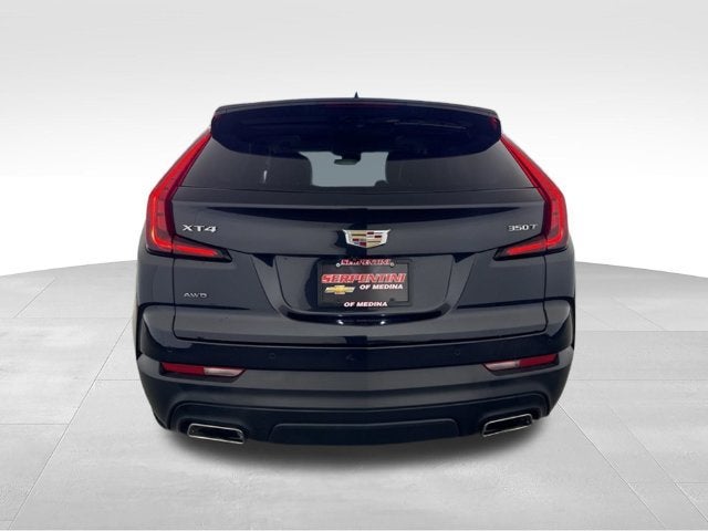 2023 Cadillac XT4 AWD Luxury
