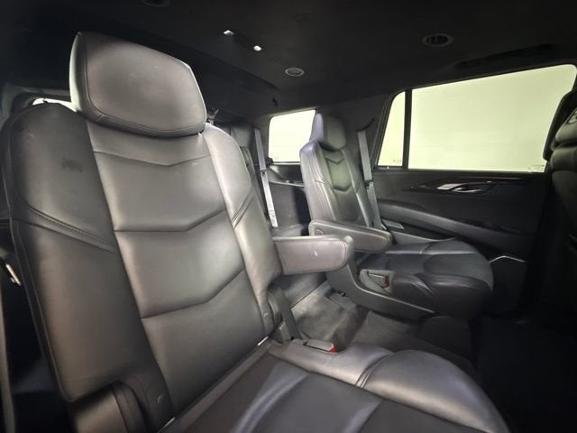 2019 Cadillac Escalade Platinum