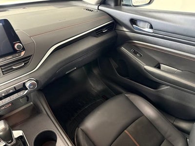 2022 Nissan Altima SR FWD