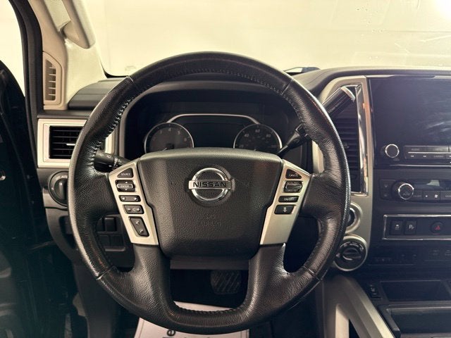 2020 Nissan Titan SV