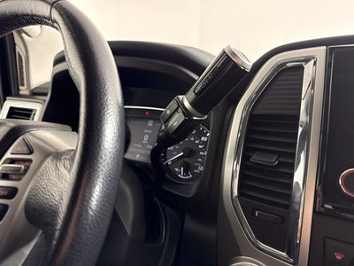 2020 Nissan Titan SV