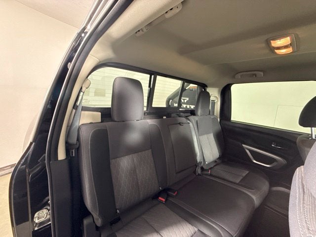 2020 Nissan Titan SV