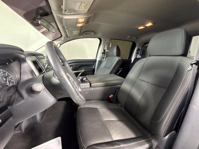 2018 Nissan TITAN S