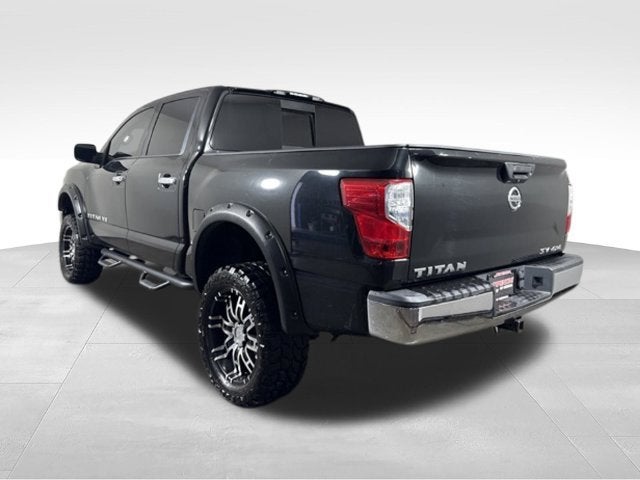 2018 Nissan TITAN S