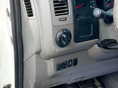 2014 Nissan NV SV