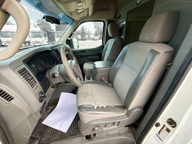 2014 Nissan NV SV