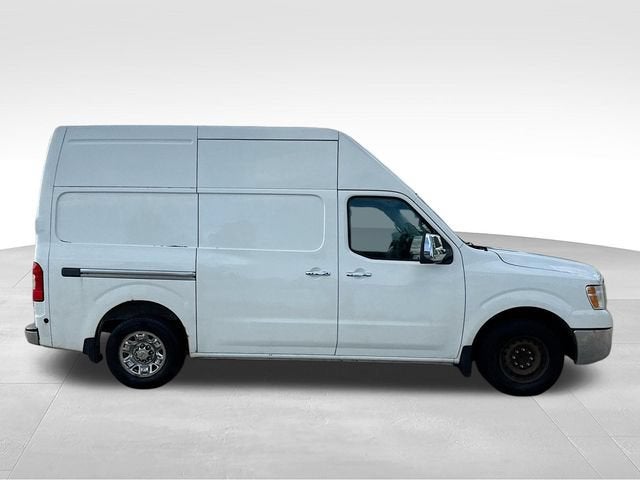 2014 Nissan NV SV