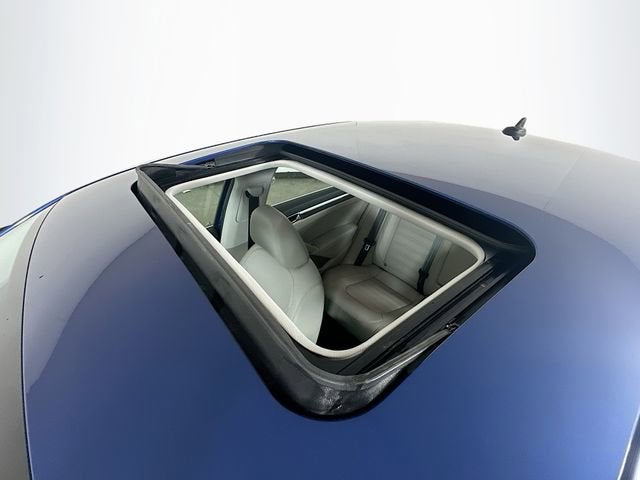 2017 Volkswagen Passat 1.8T SEL Premium