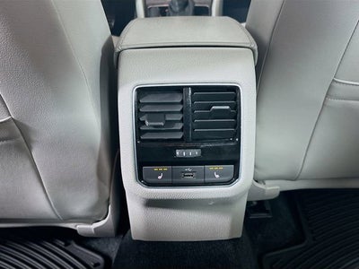 2017 Volkswagen Passat 1.8T SEL Premium