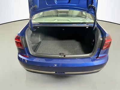 2017 Volkswagen Passat 1.8T SEL Premium