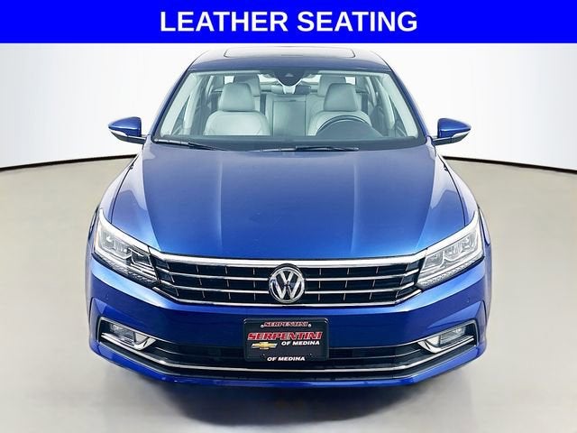 2017 Volkswagen Passat 1.8T SEL Premium