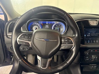2016 Chrysler 300 Limited