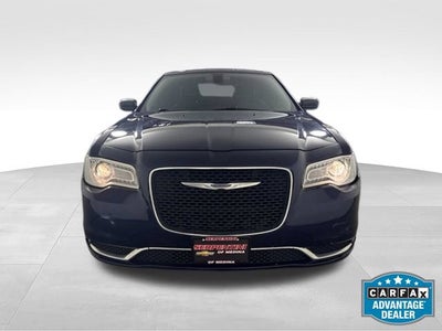 2016 Chrysler 300 Limited
