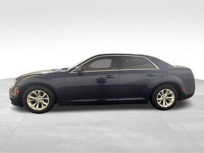 2016 Chrysler 300 Limited