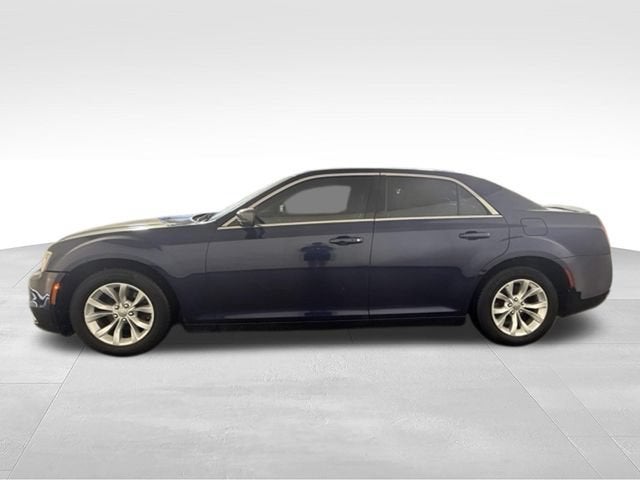 2016 Chrysler 300 Limited
