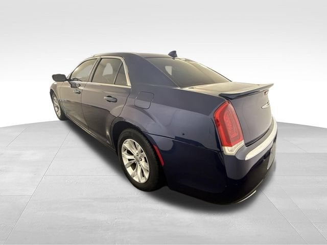 2016 Chrysler 300 Limited