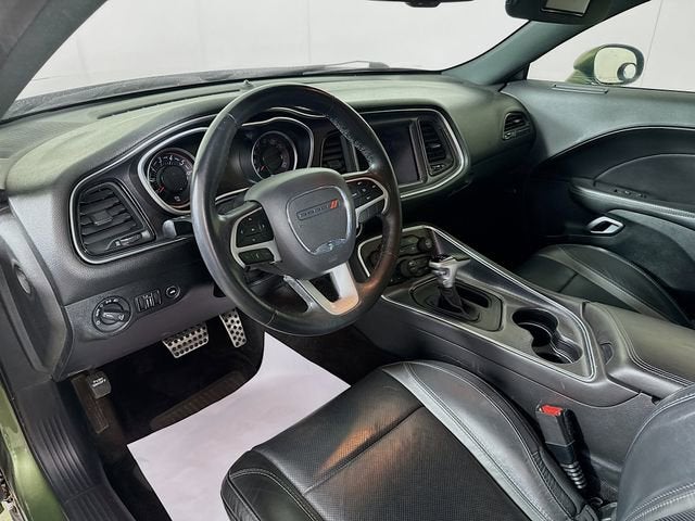 2018 Dodge Challenger SXT Plus