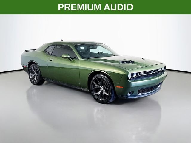 2018 Dodge Challenger SXT Plus
