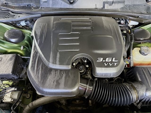 2018 Dodge Challenger SXT Plus