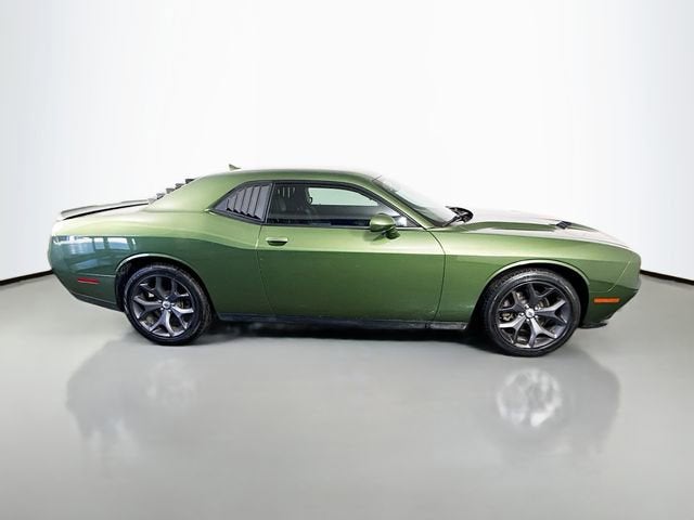 2018 Dodge Challenger SXT Plus