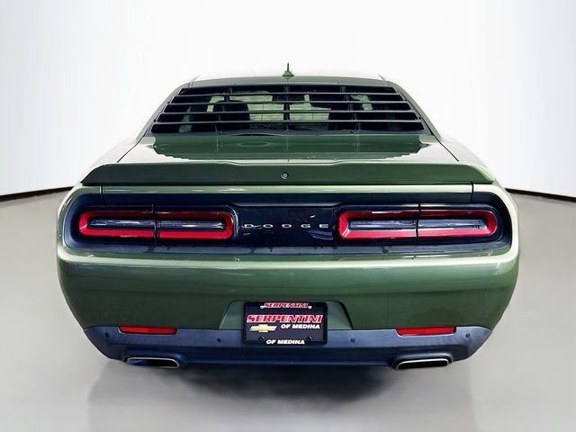 2018 Dodge Challenger SXT Plus