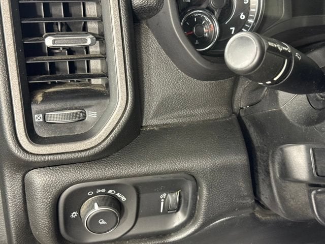 2021 RAM 2500 Tradesman Crew Cab 4x4 6'4" Box