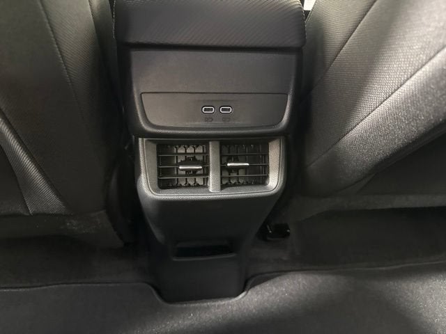 2027 Chevrolet Equinox LT - Photo 29