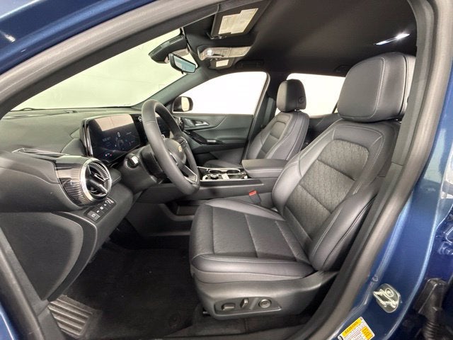 2027 Chevrolet Equinox LT - Photo 13