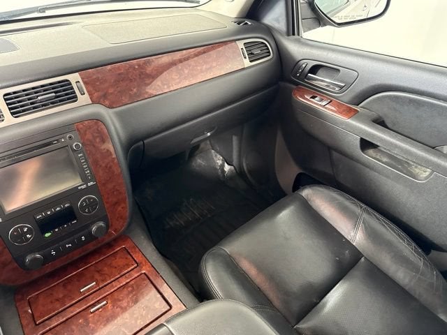 2013 Chevrolet Avalanche LTZ