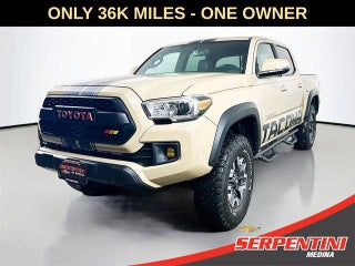 2017 Toyota Tacoma SR5