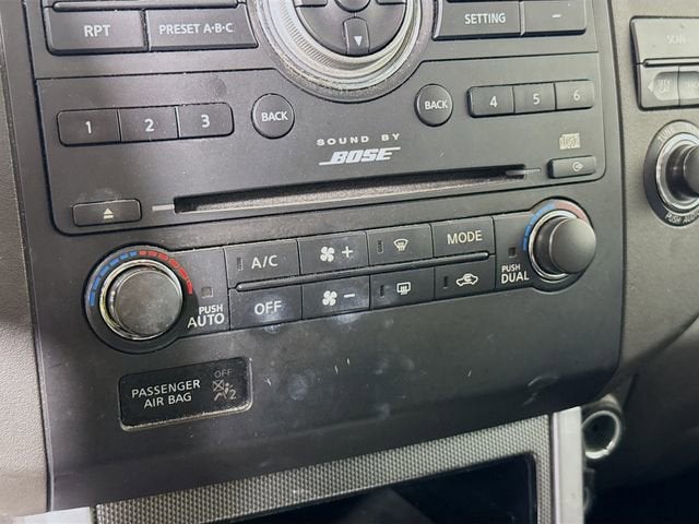 2011 Nissan Pathfinder Silver