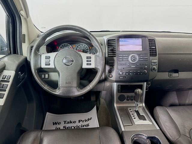 2011 Nissan Pathfinder Silver