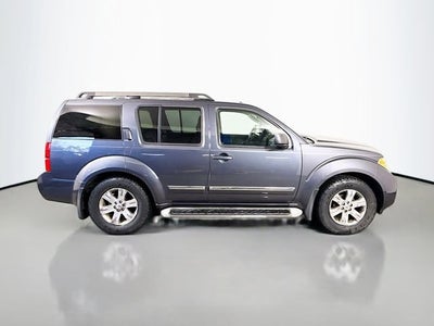 2011 Nissan Pathfinder Silver