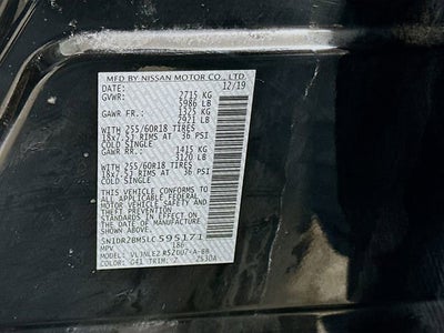 2020 Nissan Pathfinder SV