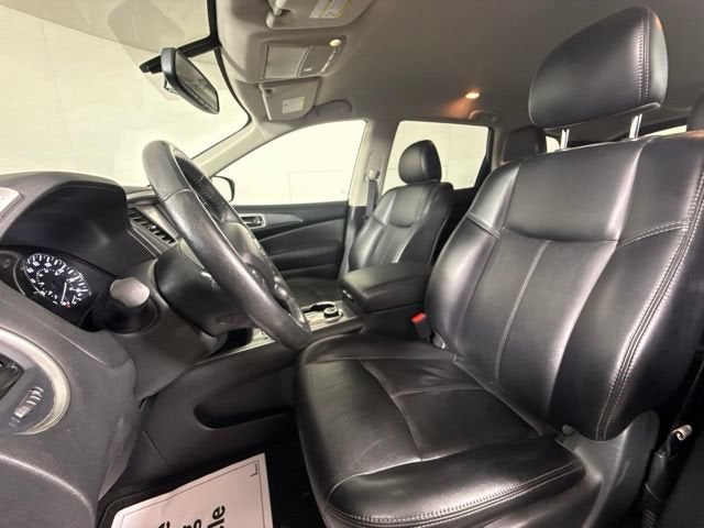 2019 Nissan Pathfinder SL
