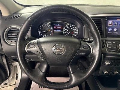 2019 Nissan Pathfinder SL