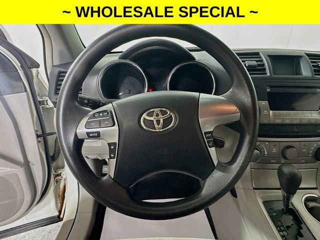 2011 Toyota Highlander Base