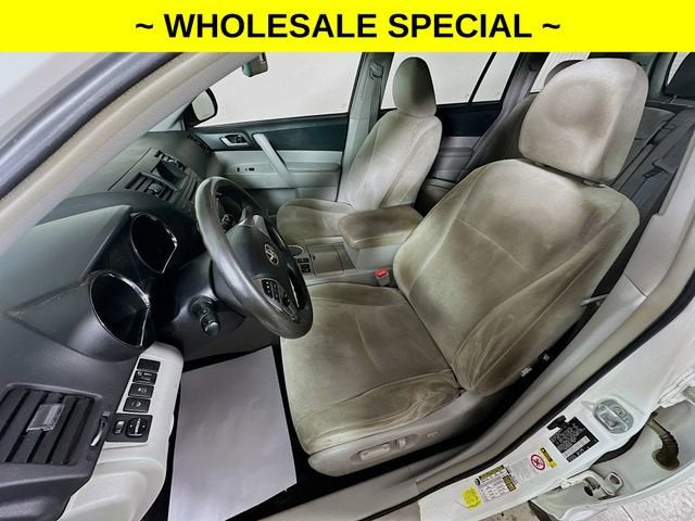 2011 Toyota Highlander Base