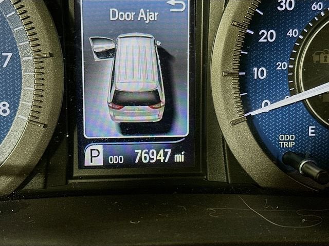 2019 Toyota Sienna XLE Auto Access Seat