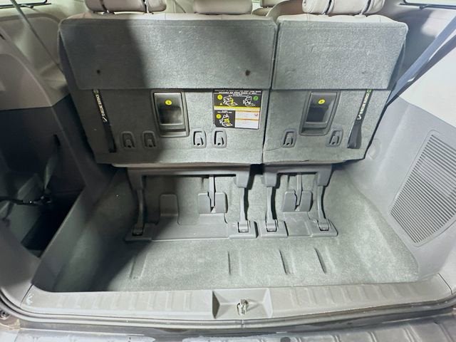 2019 Toyota Sienna XLE Auto Access Seat