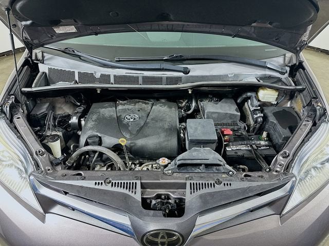 2019 Toyota Sienna XLE Auto Access Seat