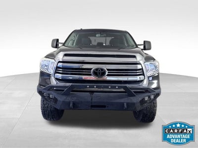 2017 Toyota Tundra SR5 5.7L V8