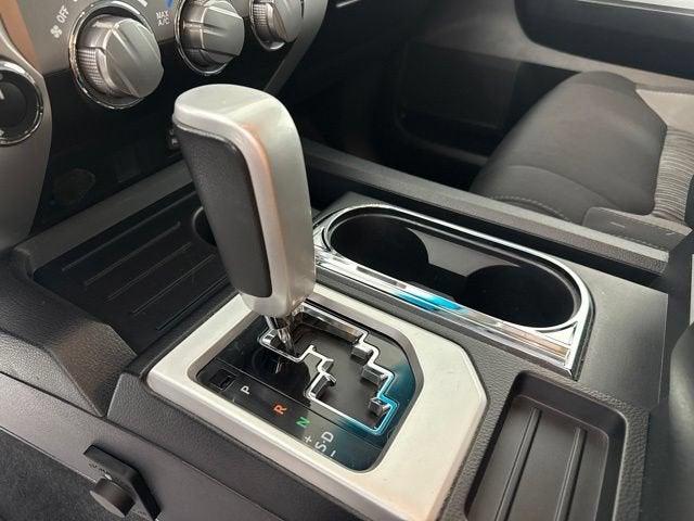 2017 Toyota Tundra SR5 5.7L V8