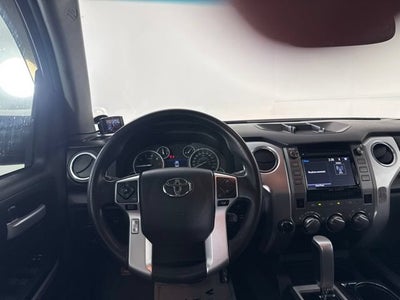 2017 Toyota Tundra SR5 5.7L V8