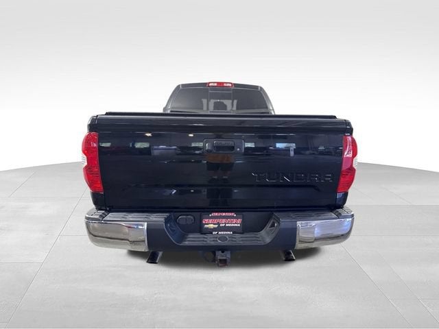 2017 Toyota Tundra SR5 5.7L V8